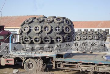 供应橡胶护舷 船用护舷 橡胶靠球
